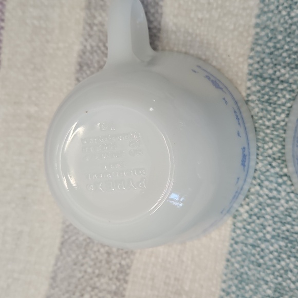 PYREX Floral Teacup Set - Picture 12 of 14